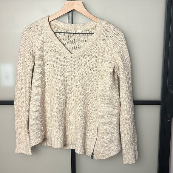MOTH Anthropologie V-Neck Cream Knit Wool Blend Sweater, size Small - Picture 1 of 7